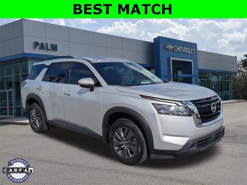 2024 Nissan Pathfinder SV