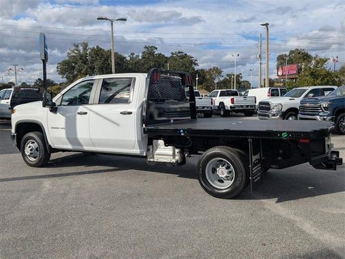 2025 Chevrolet Silverado 3500 WT