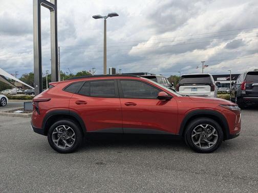 2024 Chevrolet Trax LT