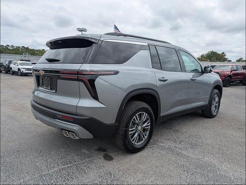 Gray 2026 Chevrolet Traverse LT