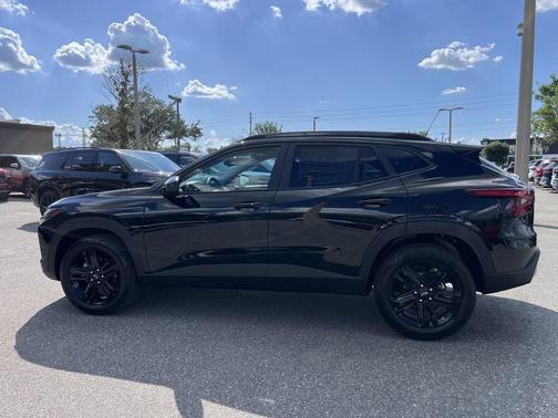 Black 2026 Chevrolet Trax ACTIV