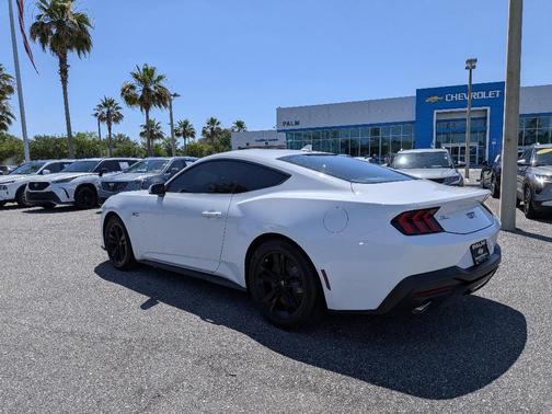 Oxford White 2024 Ford Mustang GT