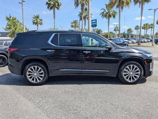 2022 Chevrolet Traverse Premier