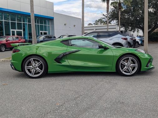 2026 Chevrolet Corvette Stingray w/2LT