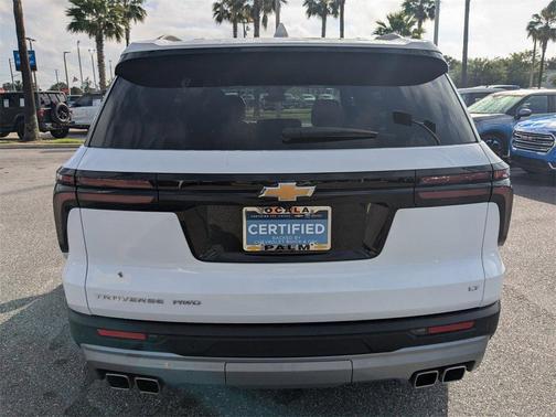 2024 Chevrolet Traverse LT