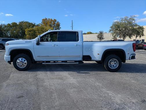 2026 Chevrolet Silverado 3500 High Country