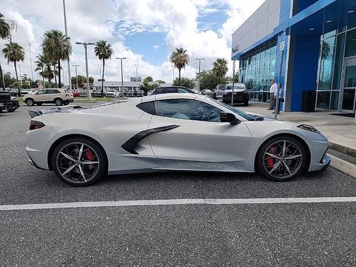 2021 Chevrolet Corvette Stingray w/2LT