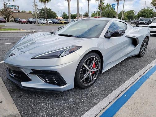 2021 Chevrolet Corvette Stingray w/2LT