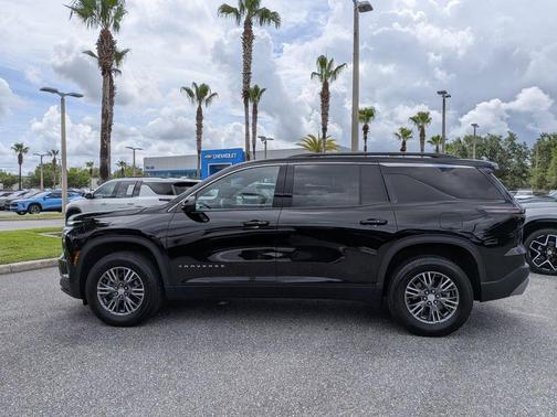 Black Metallic 2024 Chevrolet Traverse LT