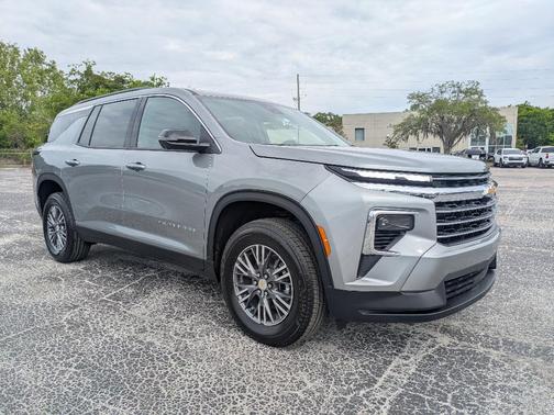 Gray 2026 Chevrolet Traverse LT