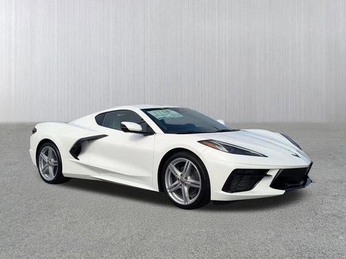 White 2026 Chevrolet Corvette Stingray w/1LT