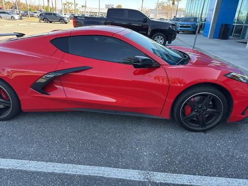 2025 Chevrolet Corvette Stingray w/2LT