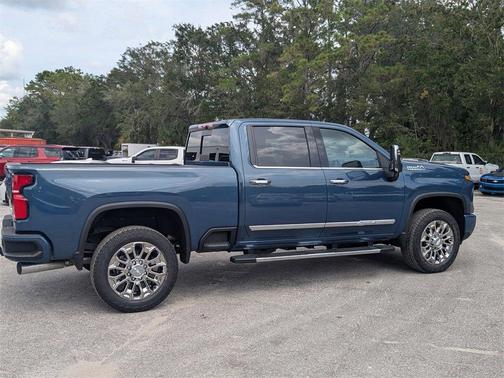 2025 Chevrolet Silverado 2500 High Country