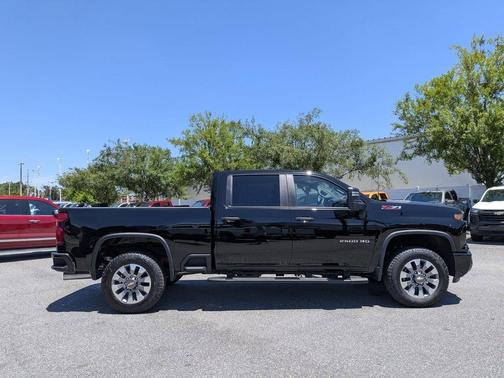 Black 2026 Chevrolet Silverado 2500 Custom