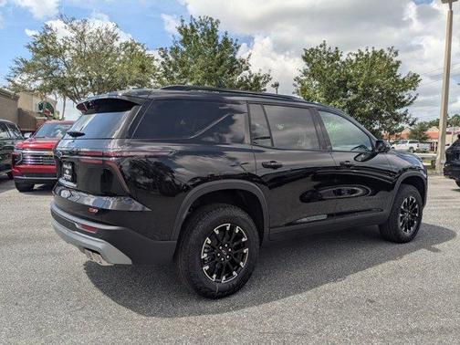 Black 2026 Chevrolet Traverse Z71