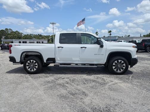 2025 Chevrolet Silverado 2500 Custom
