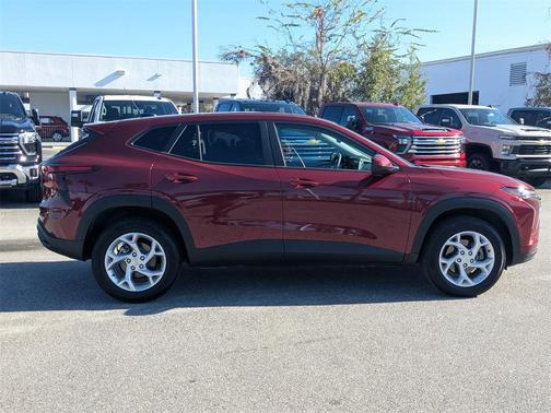 2024 Chevrolet Trax LS