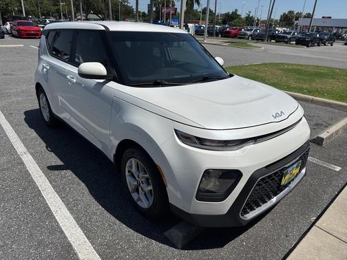 2022 Kia Soul LX