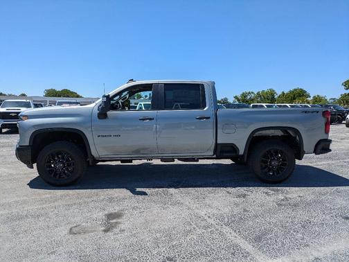 2025 Chevrolet Silverado 2500 Custom