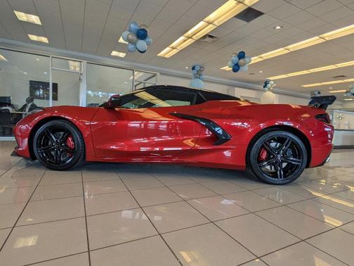 2026 Chevrolet Corvette Stingray w/2LT