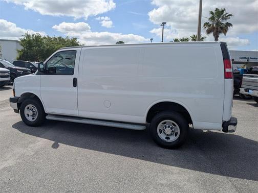 2022 Chevrolet Express 2500 Work Van