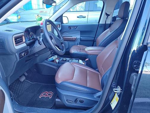 2023 Ford Maverick Lariat