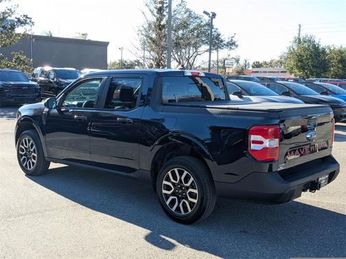 2023 Ford Maverick Lariat