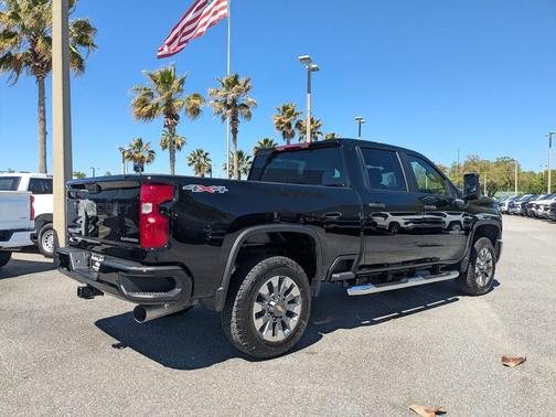Black 2026 Chevrolet Silverado 2500 Custom