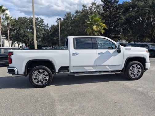 2025 Chevrolet Silverado 2500 High Country