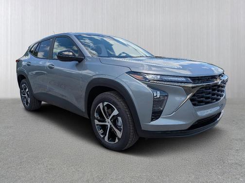 Gray 2026 Chevrolet Trax 1RS