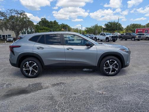 Gray 2026 Chevrolet Trax 1RS