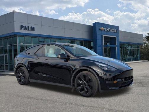 2025 Tesla Model Y Long Range