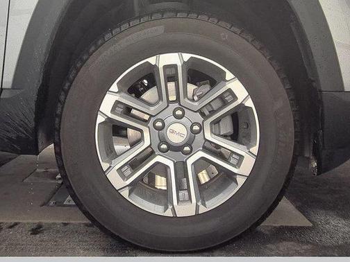 Sterling 2025 GMC Terrain Elevation