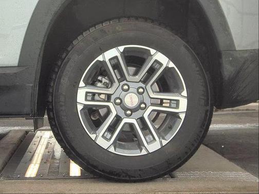 Sterling 2025 GMC Terrain Elevation