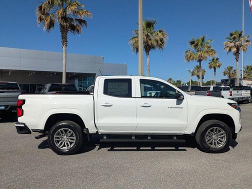 White 2026 Chevrolet Colorado LT