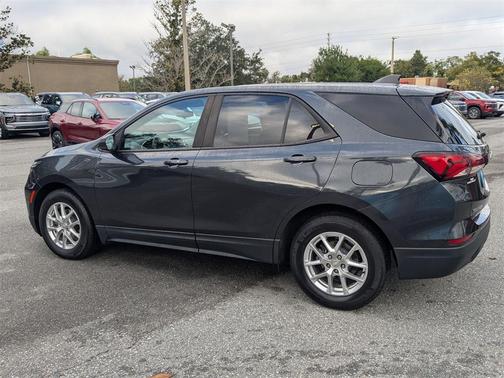 2022 Chevrolet Equinox LS