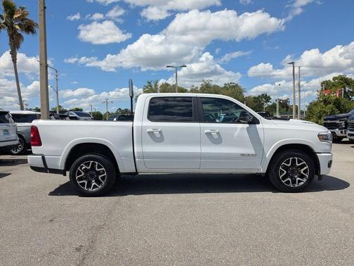 Bright White Clearcoat 2025 RAM 1500 Laramie