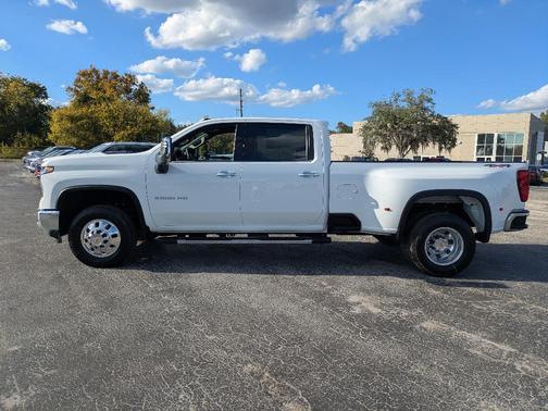 2026 Chevrolet Silverado 3500 LTZ