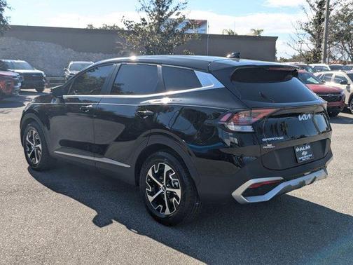 2024 Kia Sportage EX