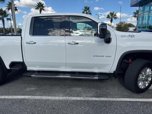 2022 Chevrolet Silverado 2500 High Country