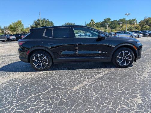 2026 Chevrolet Equinox EV LT 1