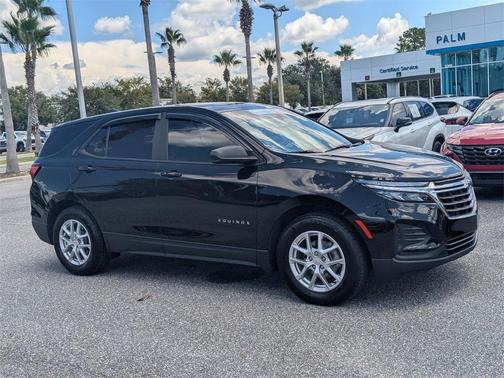 2022 Chevrolet Equinox LS