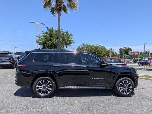Diamond Black 2021 Jeep Grand Cherokee L Overland