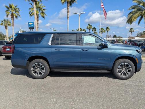 2026 Chevrolet Suburban LS