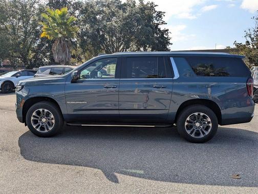 2026 Chevrolet Suburban LS