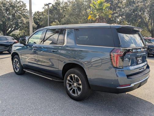 2026 Chevrolet Suburban LS