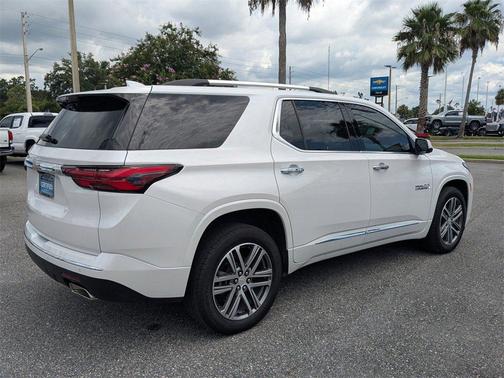2023 Chevrolet Traverse High Country