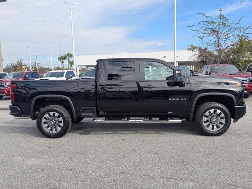 2026 Chevrolet Silverado 2500 Custom