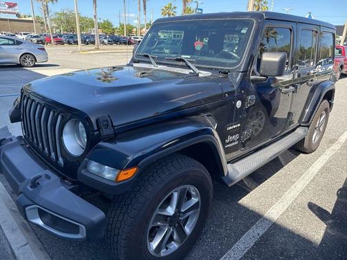 Black Clearcoat 2021 Jeep Wrangler Unlimited Sahara