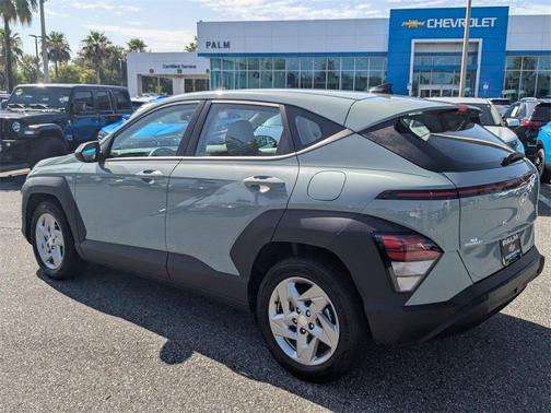 2024 Hyundai KONA SE